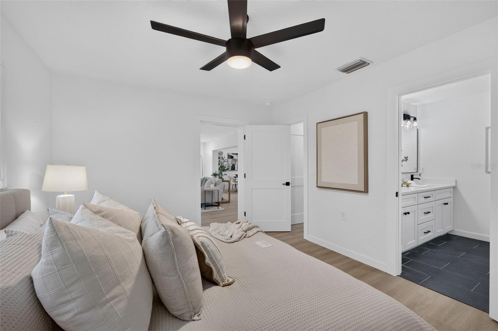 Single Family Residence at 223 94TH AVE NE, ST PETERSBURG, photo 20 of 40