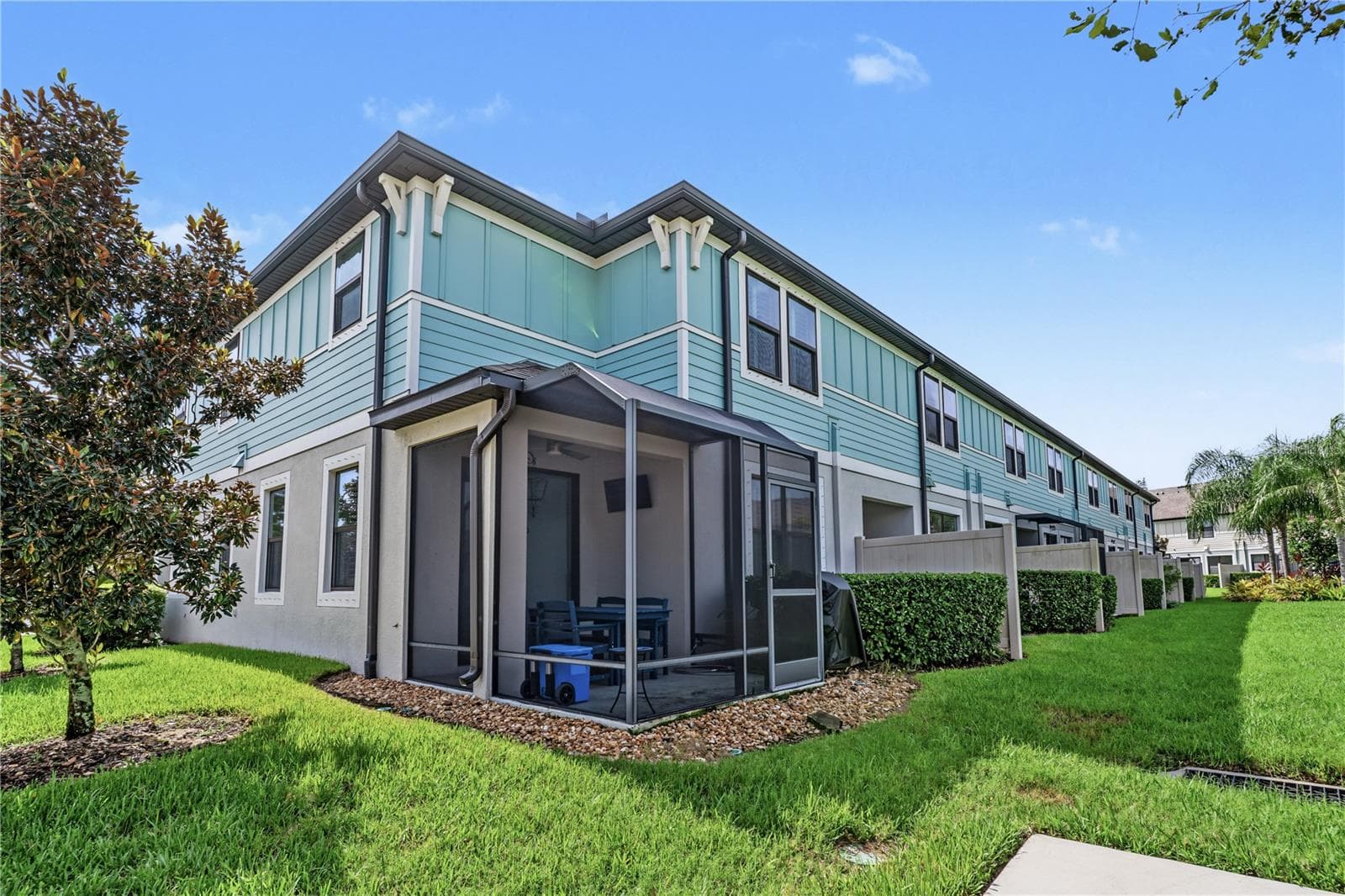 Townhouse at 2430 GOLDEN PASTURE CIR, CLEARWATER, photo 39 of 47