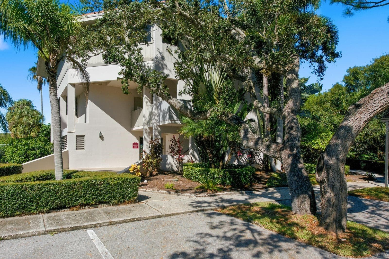 Condominium at 300 S FLORIDA AVE #100L, TARPON SPRINGS, photo 3 of 36