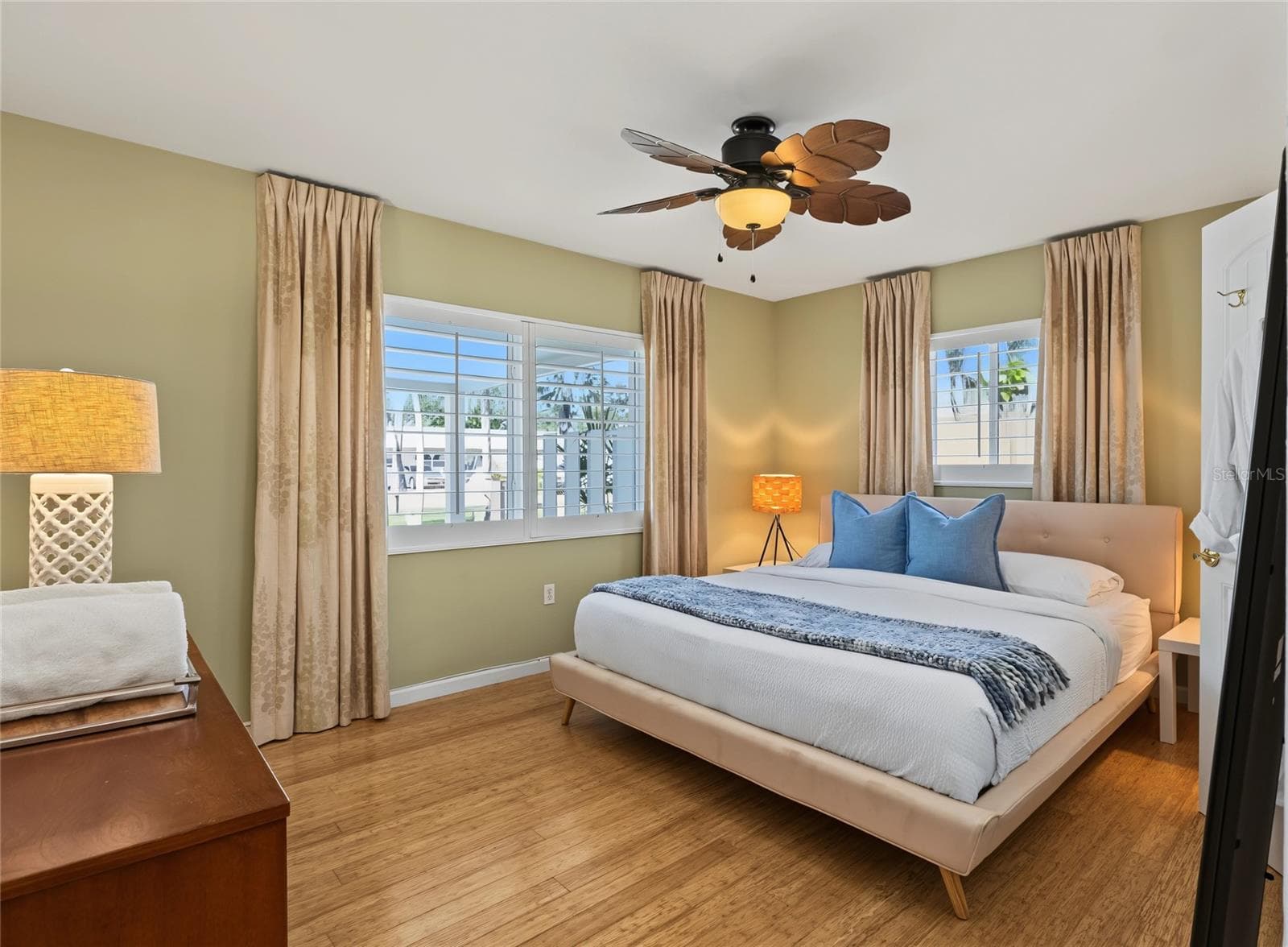 Primary bedroom - 210 BRIGGS CT, SARASOTA