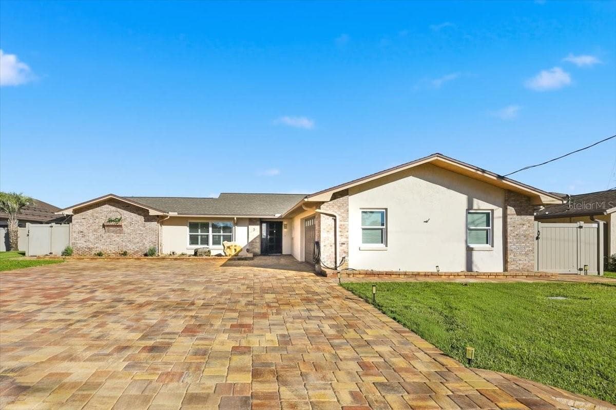 Single Family Residence at 5 CHEYENNE CT, PALM COAST, photo 74 of 82