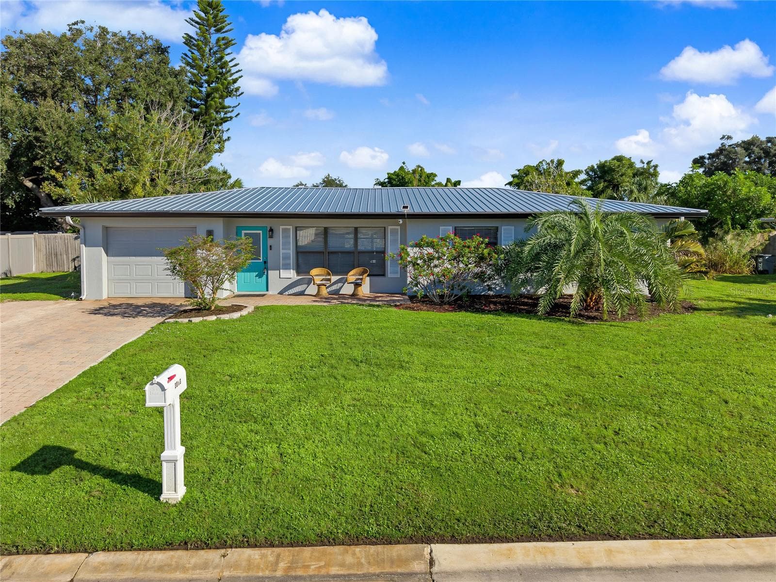 3013 JENNINGS DR