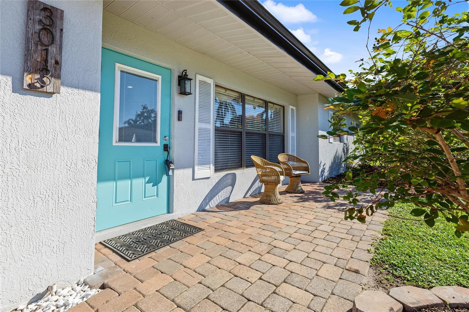 Front Patio - 3013 JENNINGS DR, SARASOTA