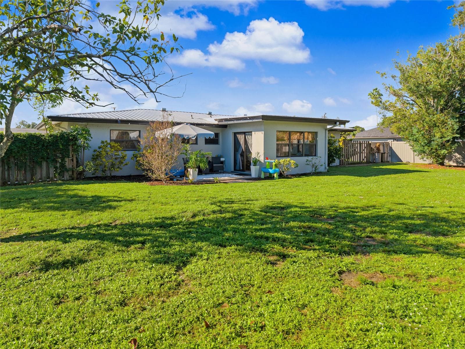 Spacious Backyard - 3013 JENNINGS DR, SARASOTA