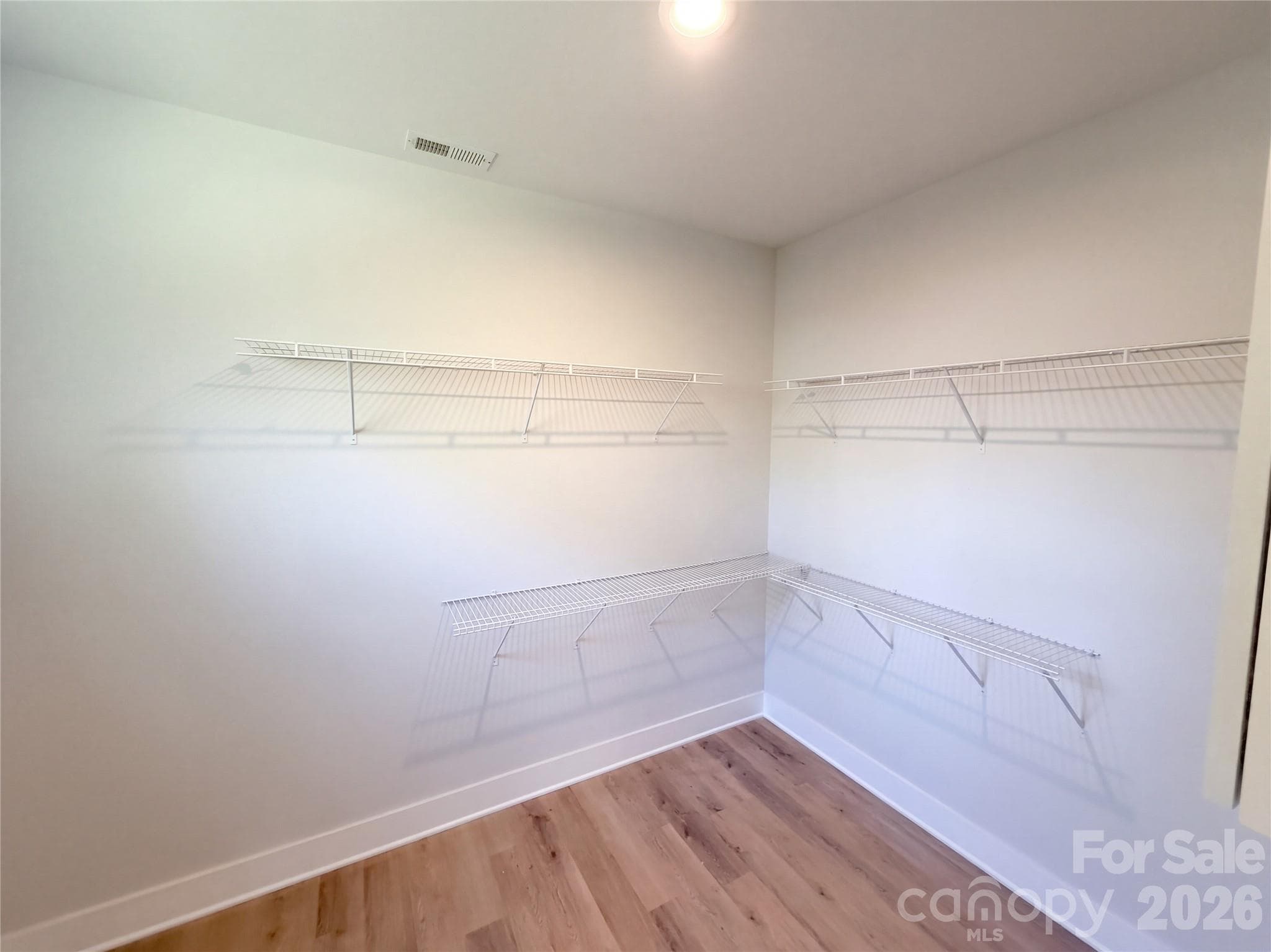 Single Family Residence at 8807 Crestwood Drive, Mount Pleasant, photo 10 of 27