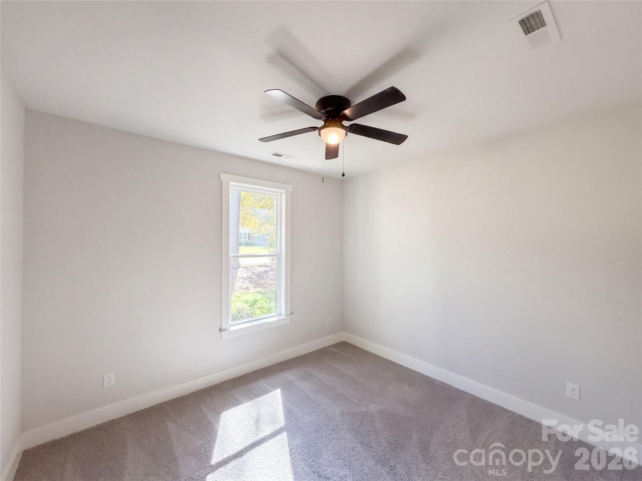 Single Family Residence at 8807 Crestwood Drive, Mount Pleasant, photo 13 of 27