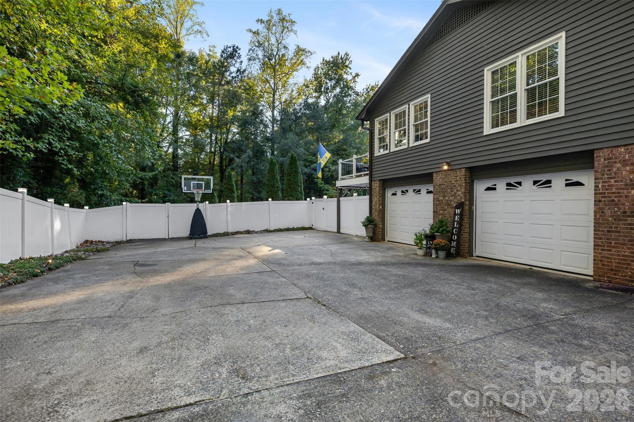 Single Family Residence at 1118 Ford Drive, Lowell, photo 38 of 44
