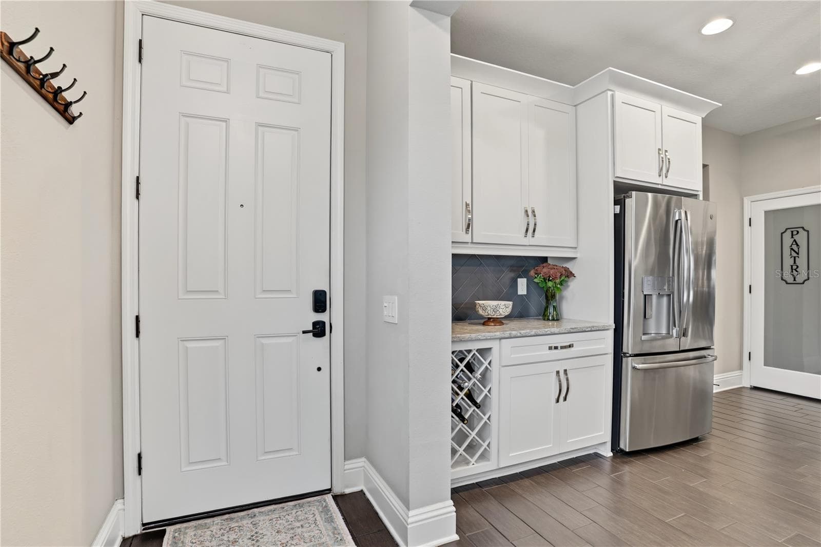Townhouse at 2430 GOLDEN PASTURE CIR, CLEARWATER, photo 4 of 47