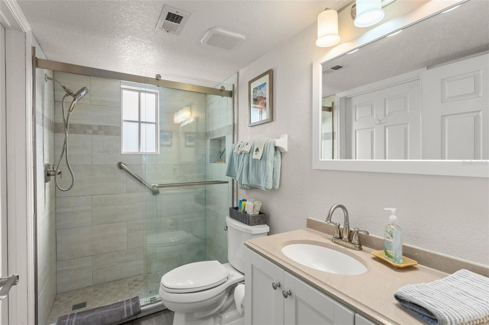 Bathroom 1 - 3170 TAMARIND CIR, KISSIMMEE