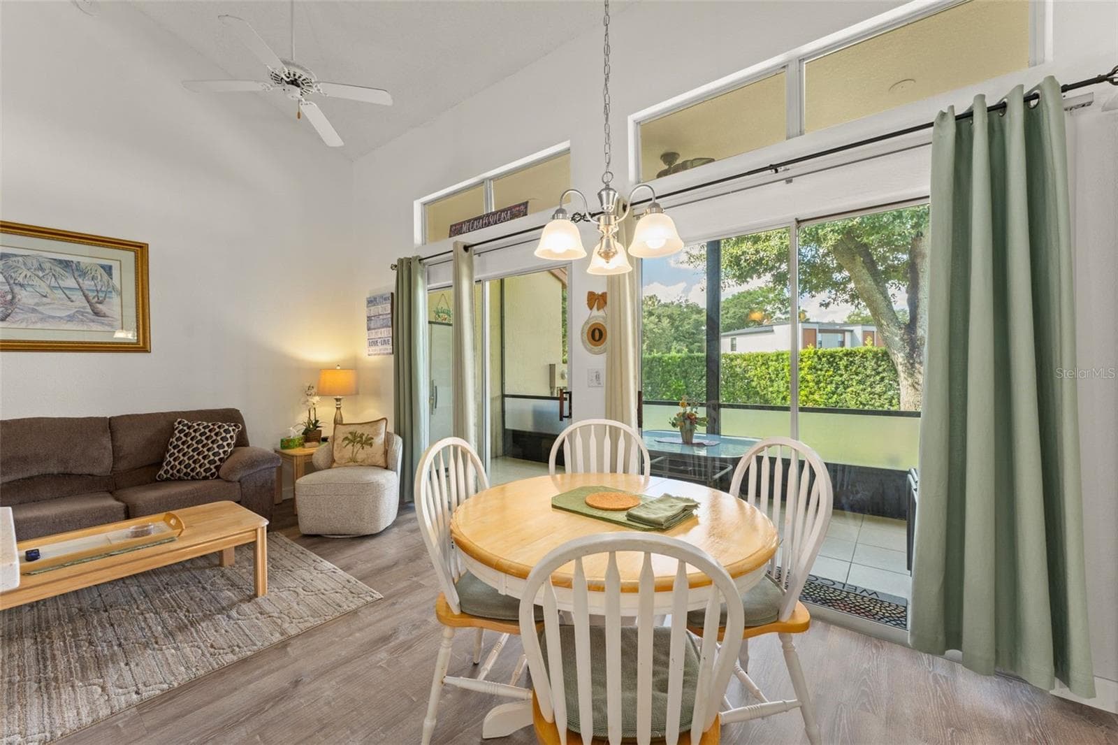 Dinette - 3170 TAMARIND CIR, KISSIMMEE
