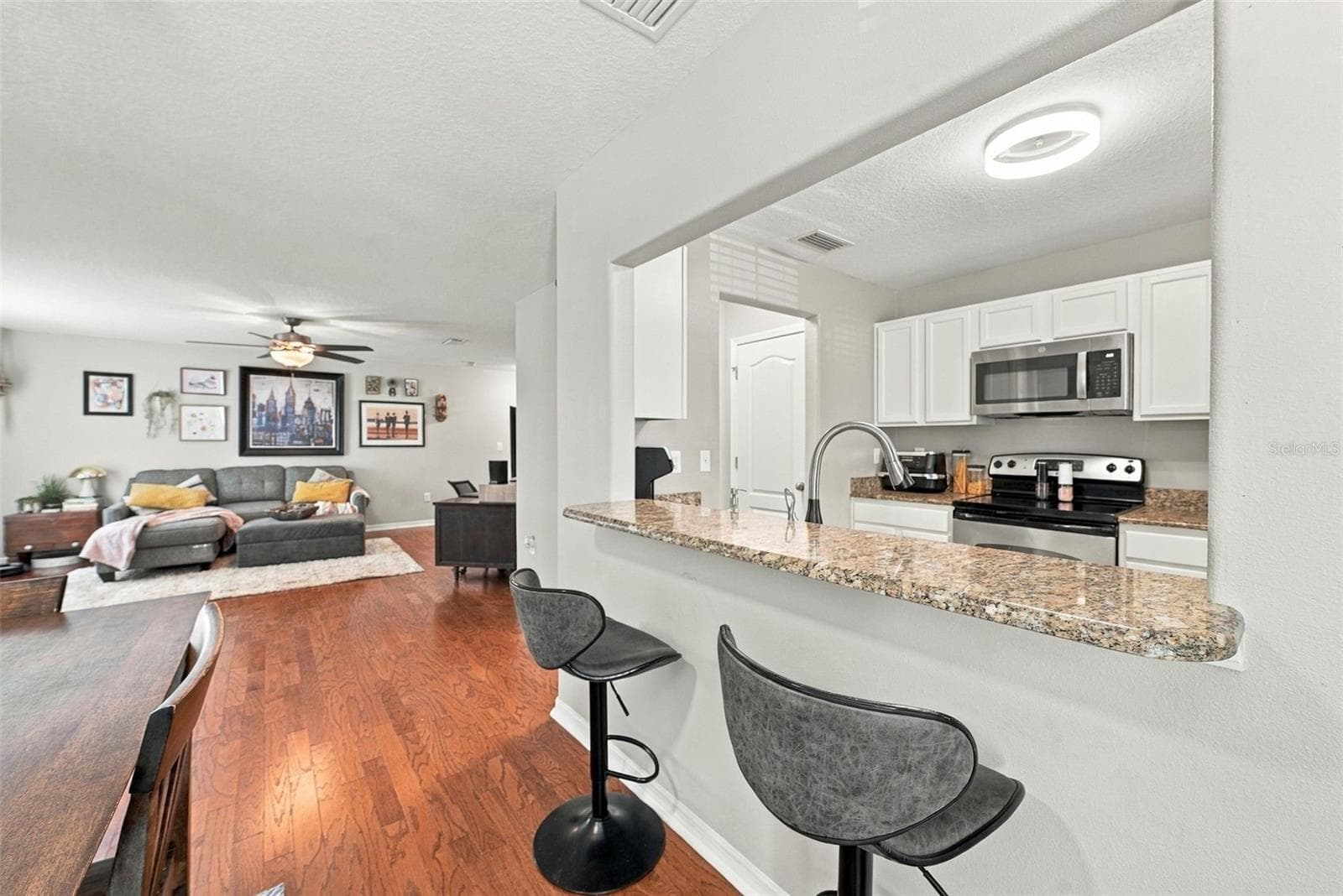 Townhouse at 10938 KEYS GATE DR, RIVERVIEW, photo 6 of 31