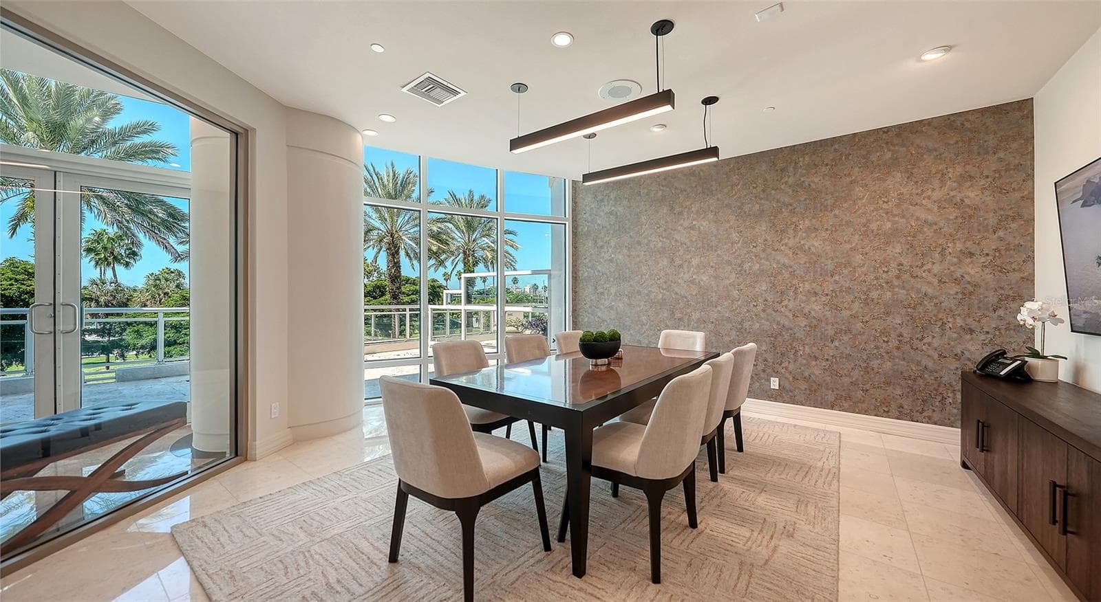Community Meeting Room - 340 S PALM AVE #101, SARASOTA