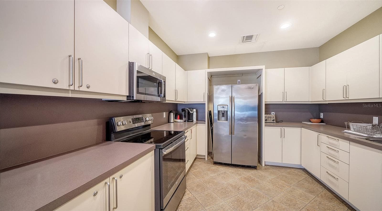 Community Kitchen - 340 S PALM AVE #101, SARASOTA