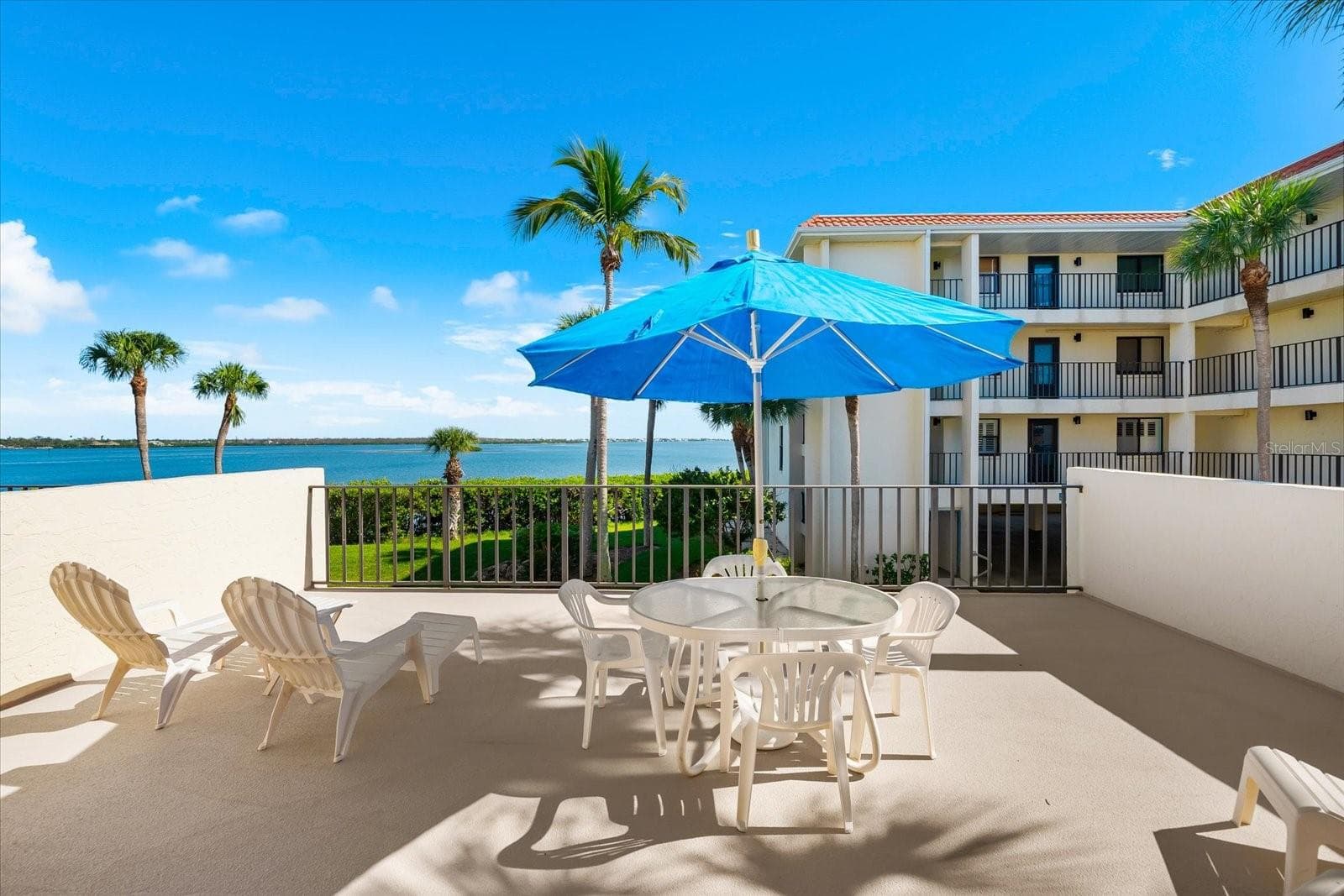 OVERSIZED Porch With Breathtaking Views - 1551 BEACH RD #207, ENGLEWOOD