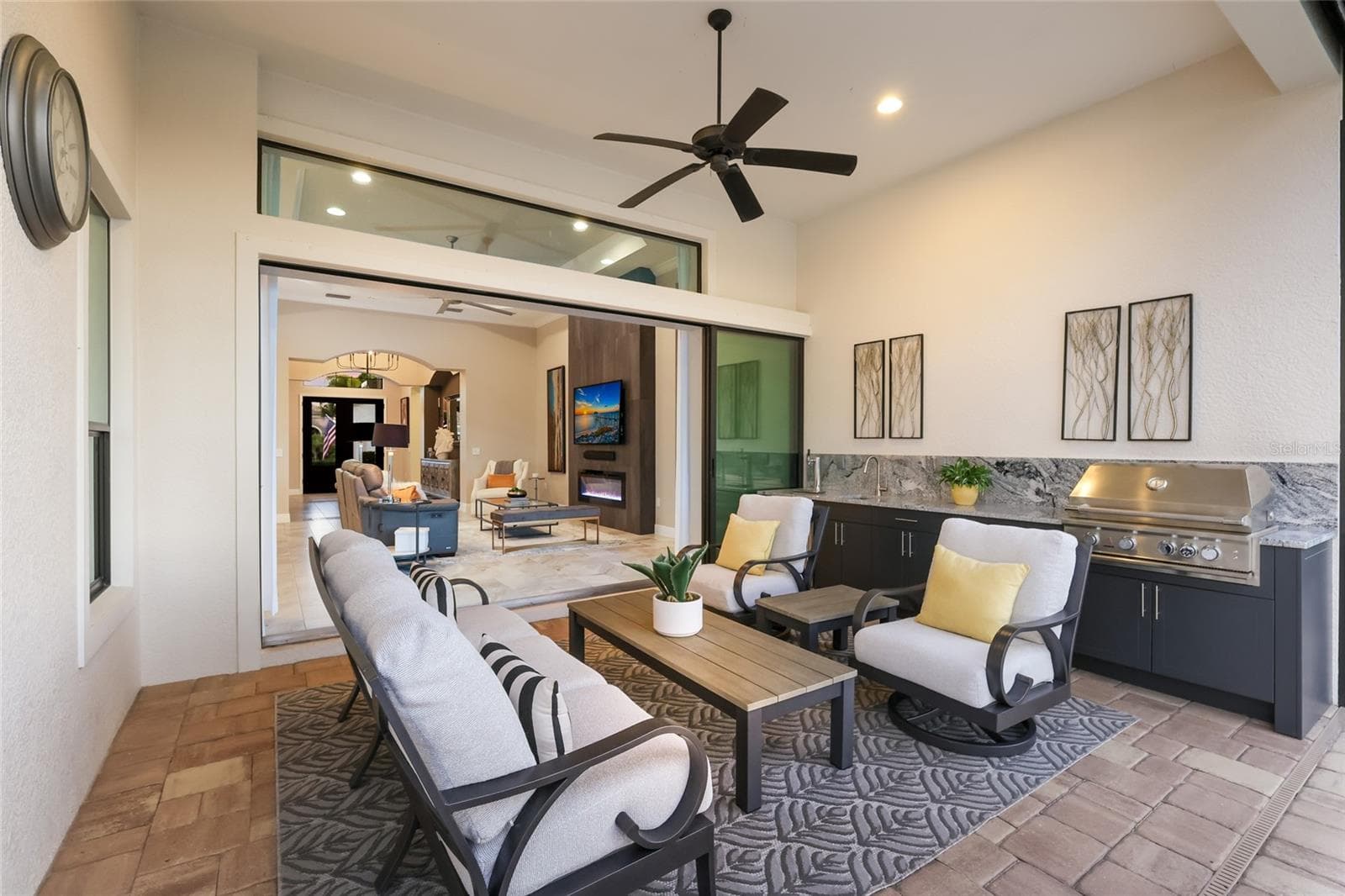 Single Family Residence at 15721 CASTLE PARK TER, LAKEWOOD RANCH, photo 6 of 100