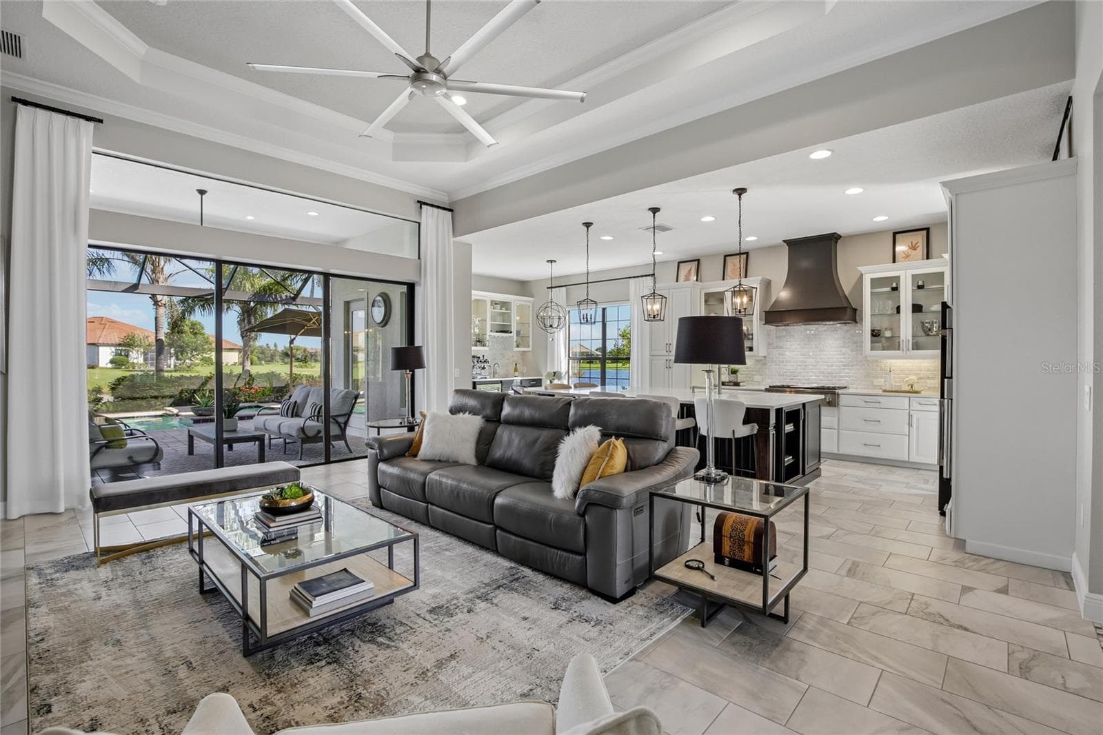 Single Family Residence at 15721 CASTLE PARK TER, LAKEWOOD RANCH, photo 11 of 100