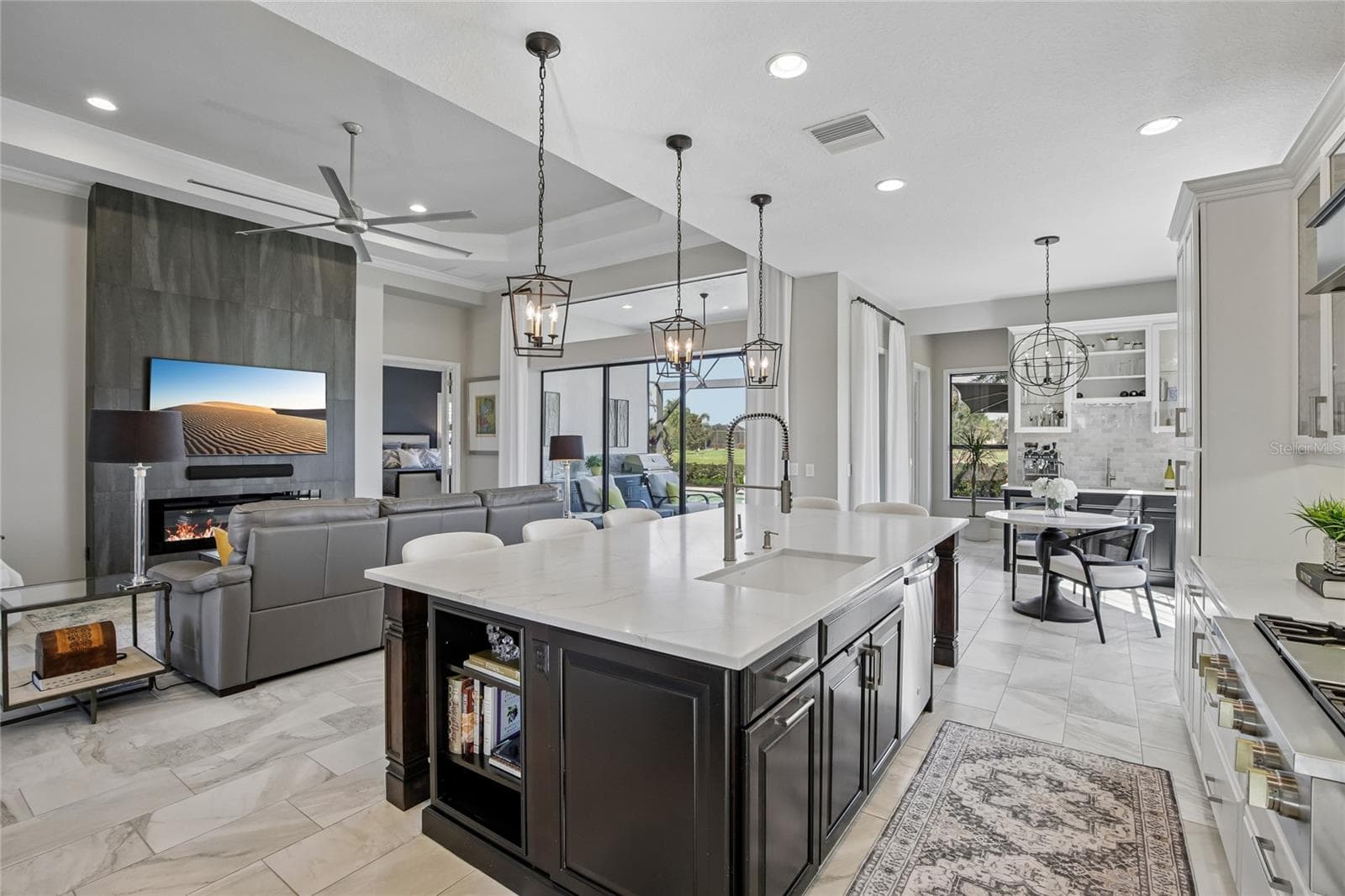 Single Family Residence at 15721 CASTLE PARK TER, LAKEWOOD RANCH, photo 23 of 100