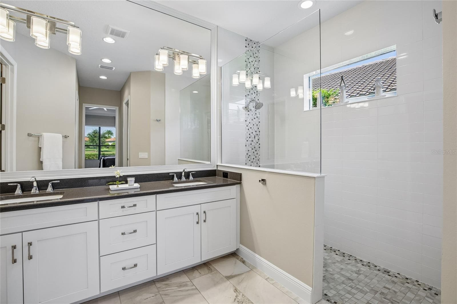 Single Family Residence at 15721 CASTLE PARK TER, LAKEWOOD RANCH, photo 34 of 100