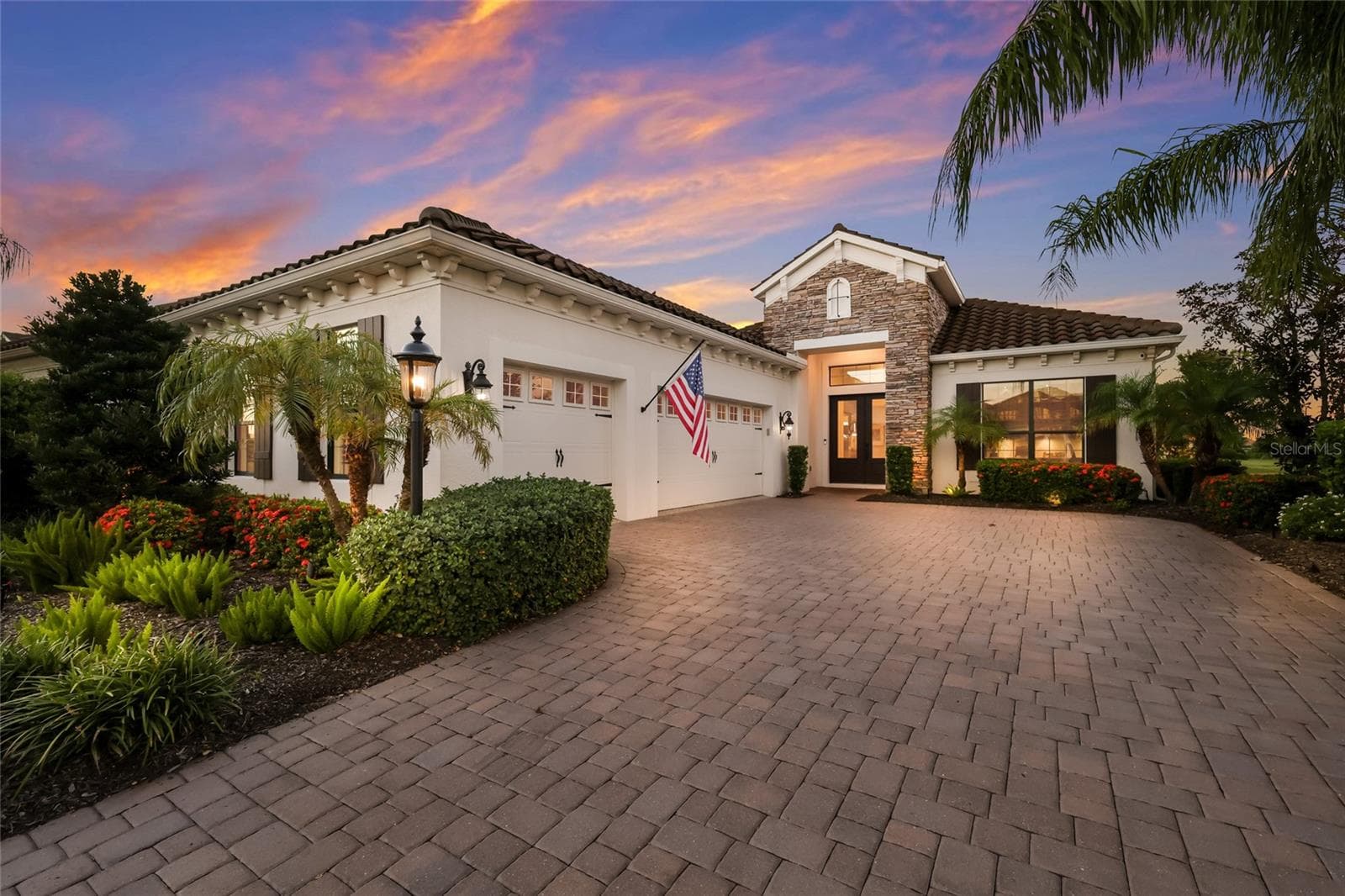 Single Family Residence at 15721 CASTLE PARK TER, LAKEWOOD RANCH, photo 57 of 100