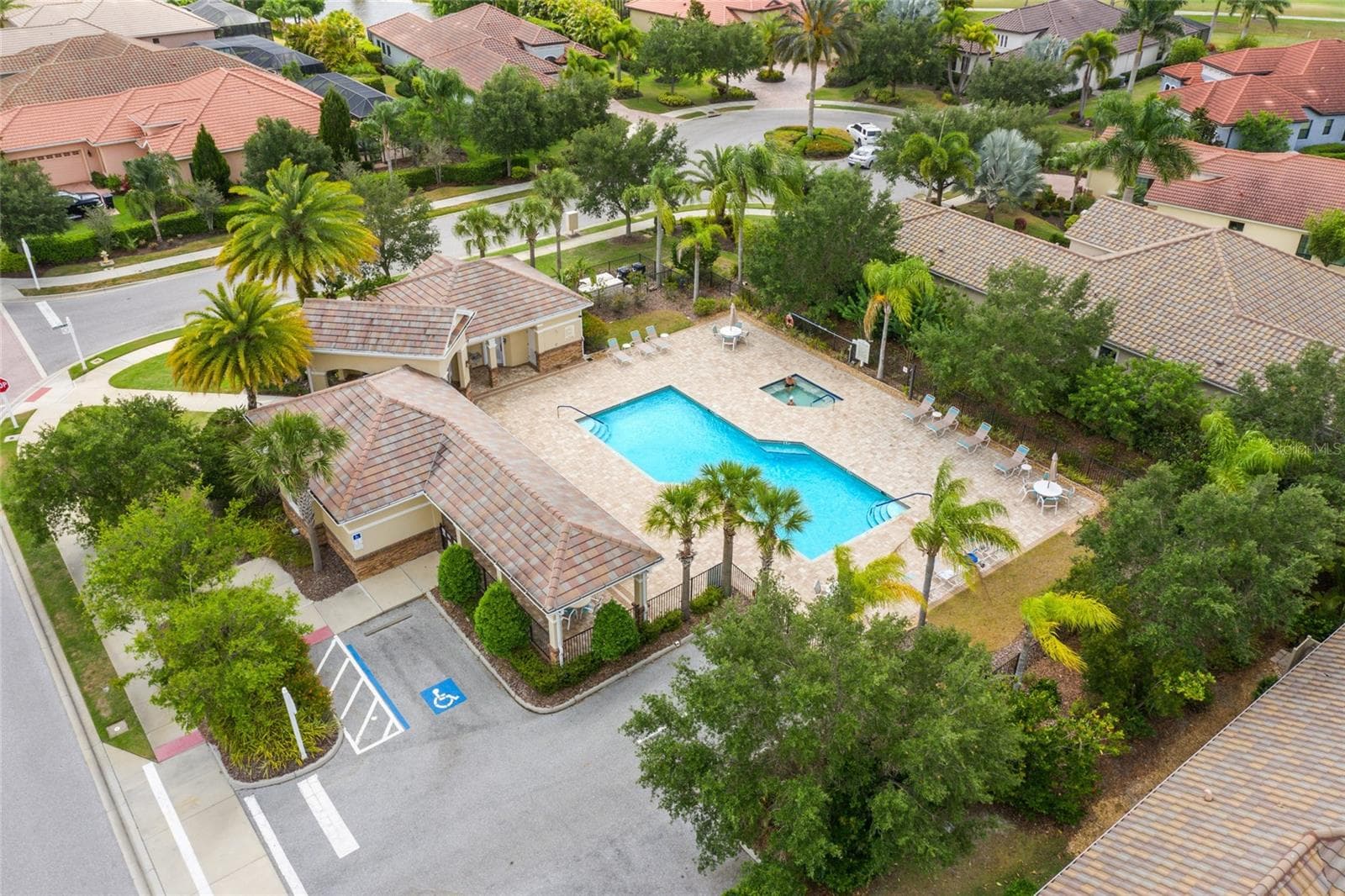 Single Family Residence at 15721 CASTLE PARK TER, LAKEWOOD RANCH, photo 89 of 100