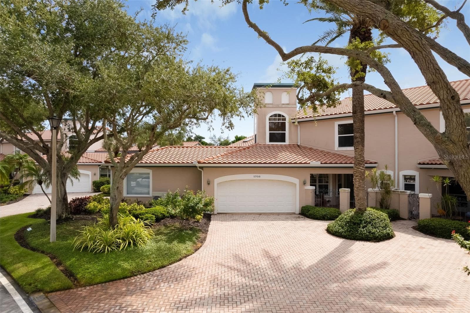 Front Entry - 1703 STARLING DR #1703, SARASOTA