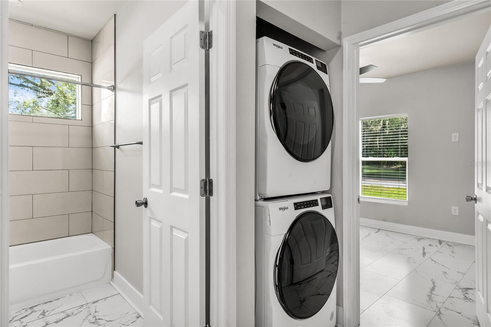 Washer and Dryer included with sale - 3954 S SANFORD AVE, SANFORD