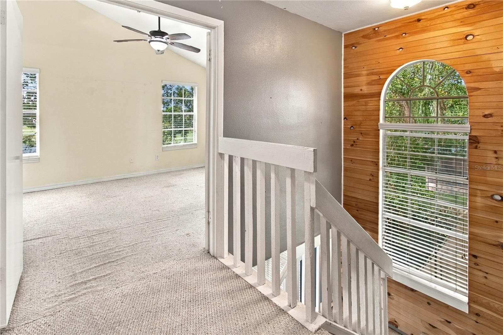Upstairs Landing - 9914 SURREY RIDGE RD, ORLANDO