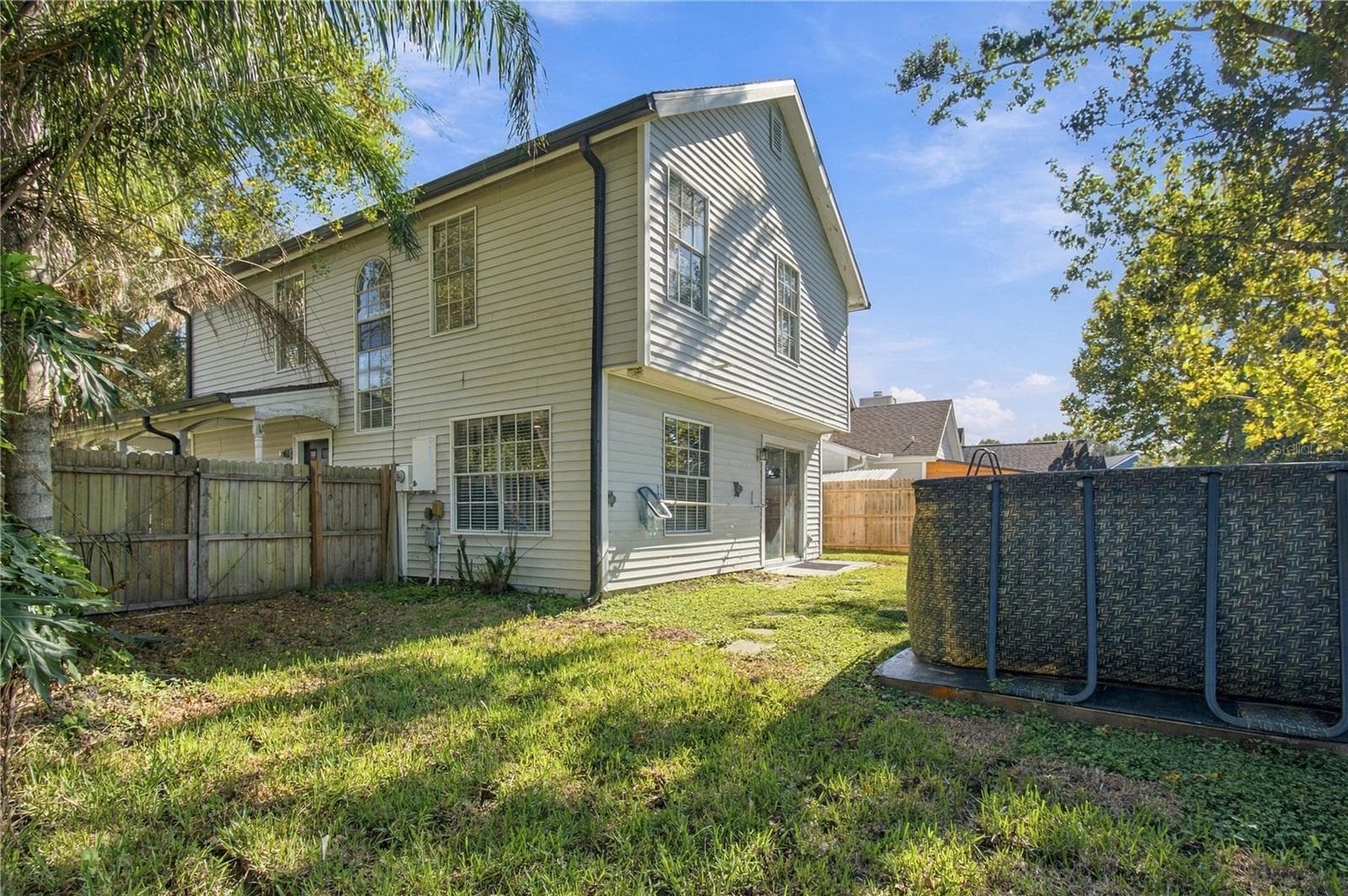 Back Yard - 9914 SURREY RIDGE RD, ORLANDO