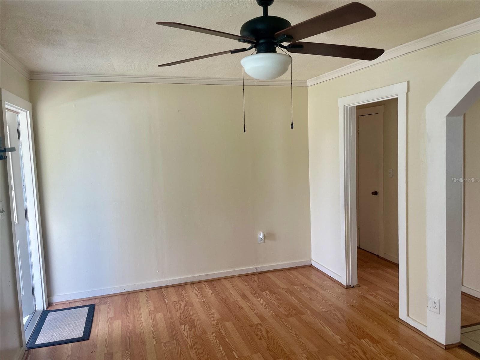 Single Family Residence at 1811 E MAIN ST, LAKELAND, photo 2 of 10