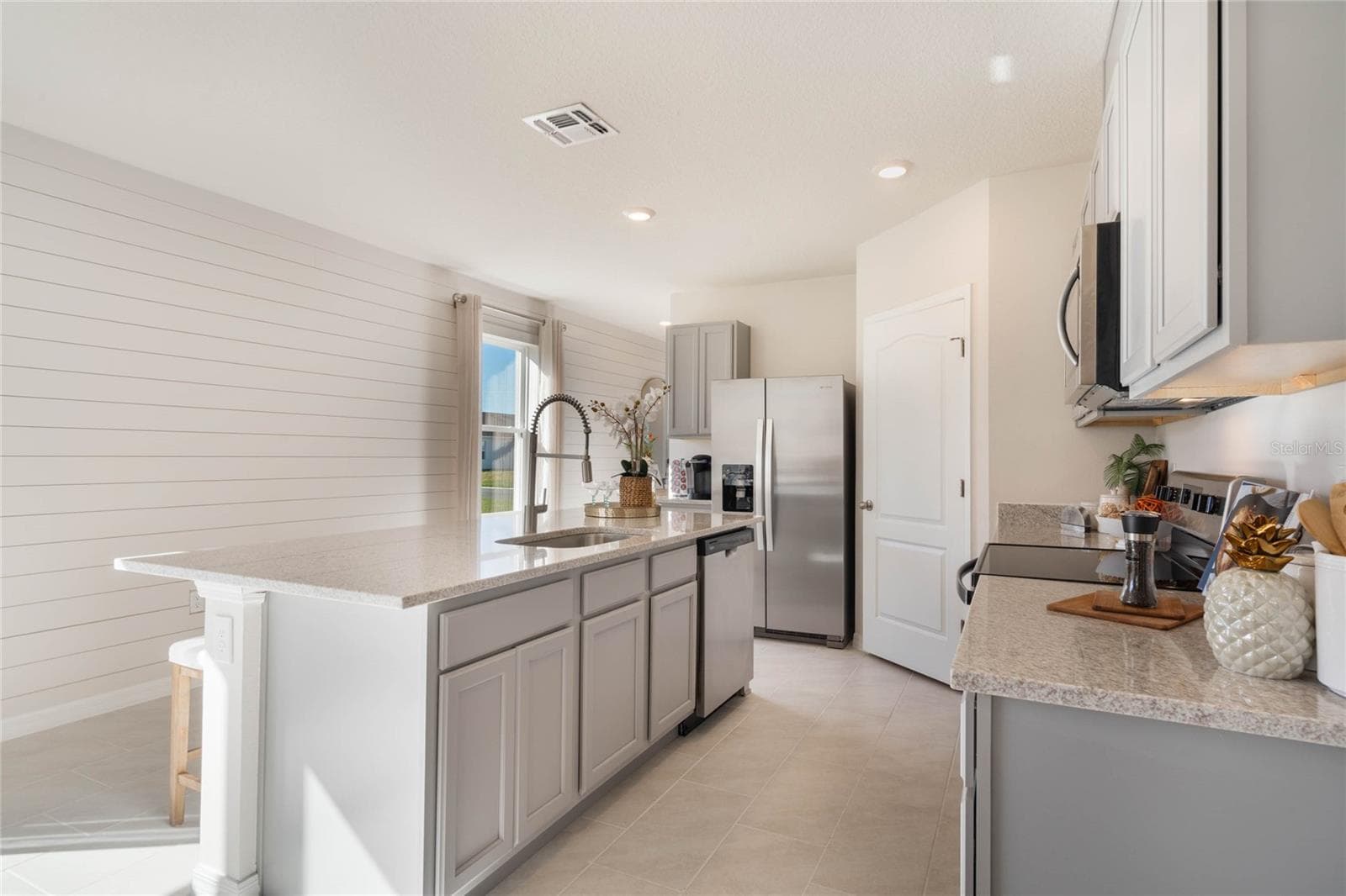 Single Family Residence at 4561 BARBERRY AVE, LAKELAND, photo 13 of 25