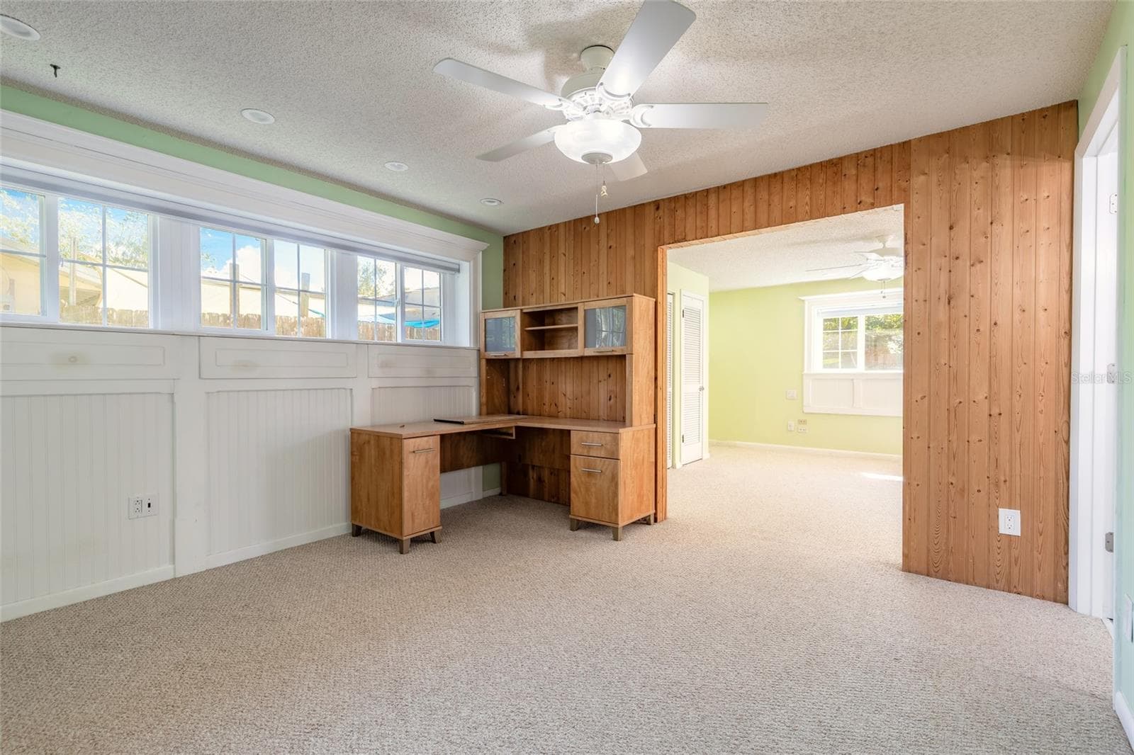 Single Family Residence at 2526 ROYAL PALM DR, EDGEWATER, photo 11 of 37