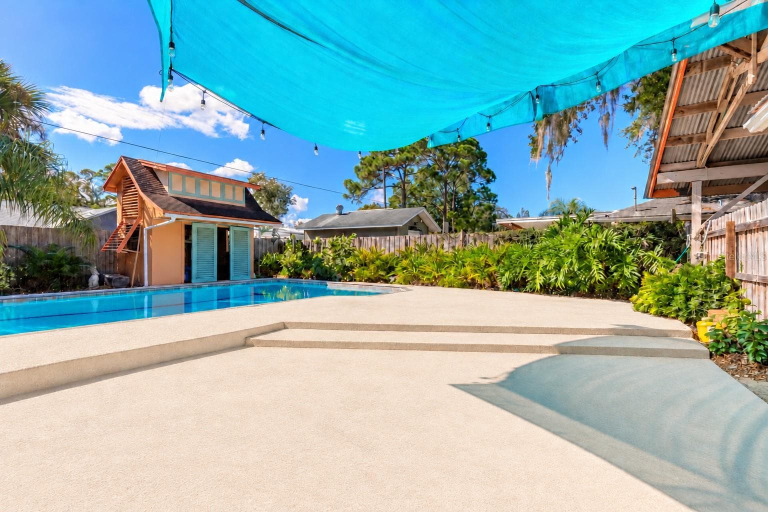 Single Family Residence at 2526 ROYAL PALM DR, EDGEWATER, photo 31 of 37