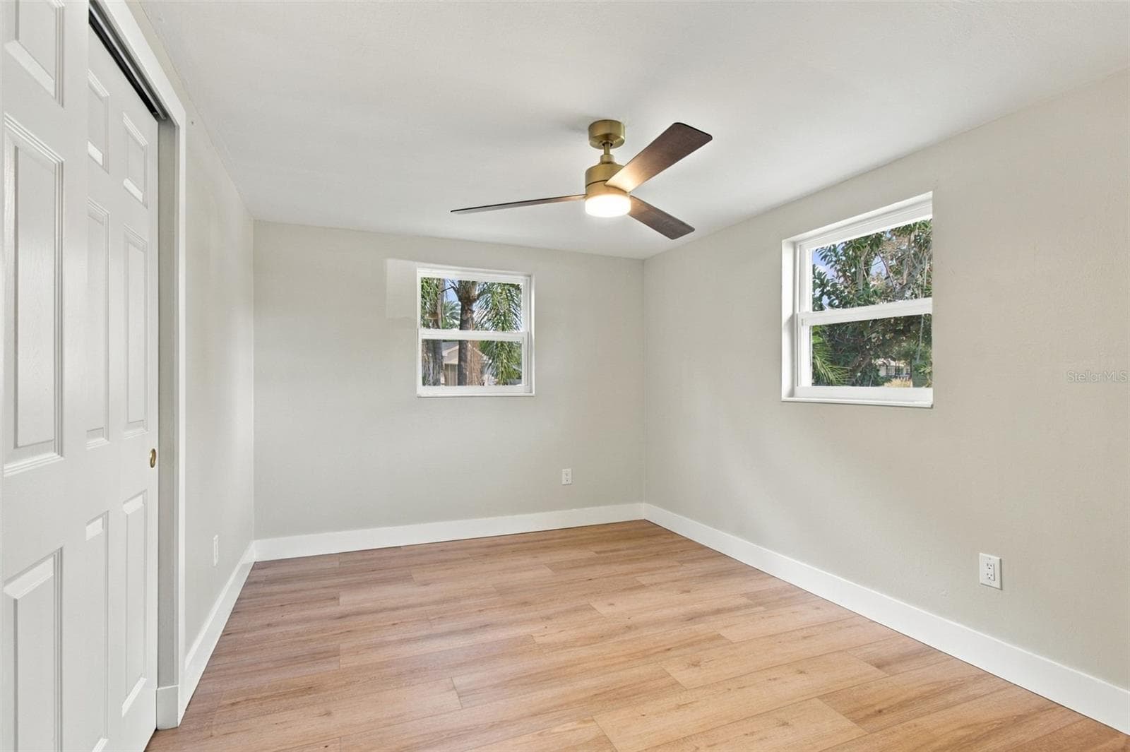 Single Family Residence at 1954 SKYLINE DR, CLEARWATER, photo 17 of 22