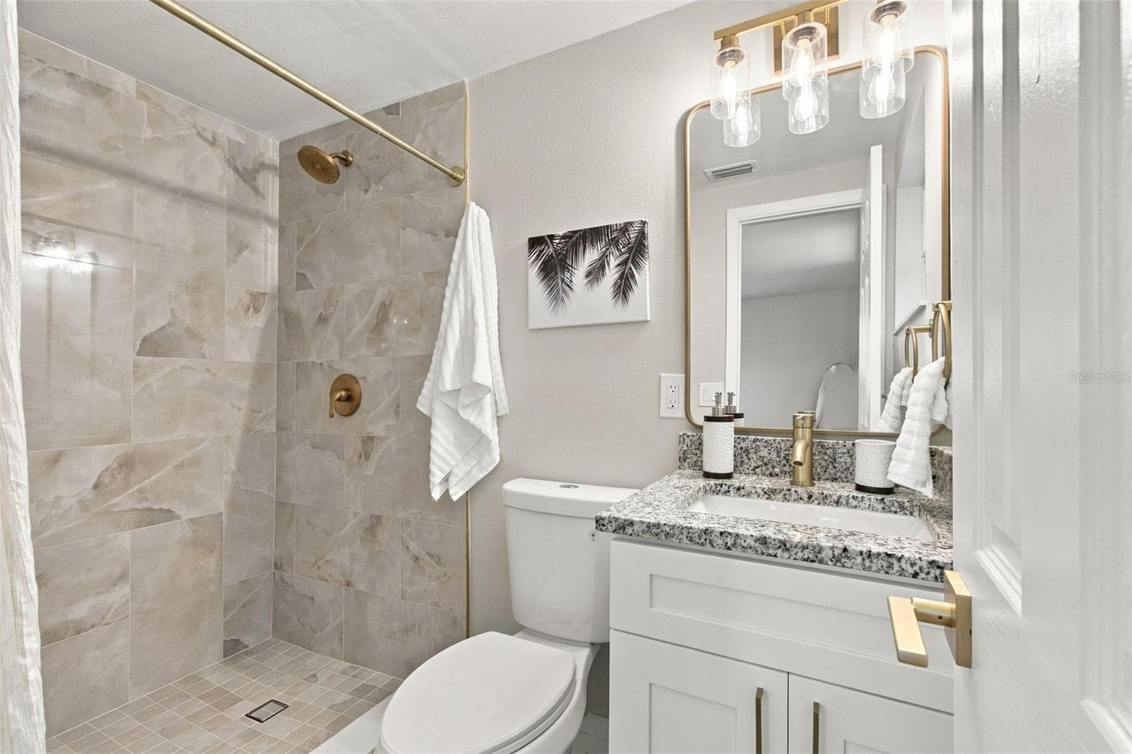 Single Family Residence at 1954 SKYLINE DR, CLEARWATER, photo 19 of 22