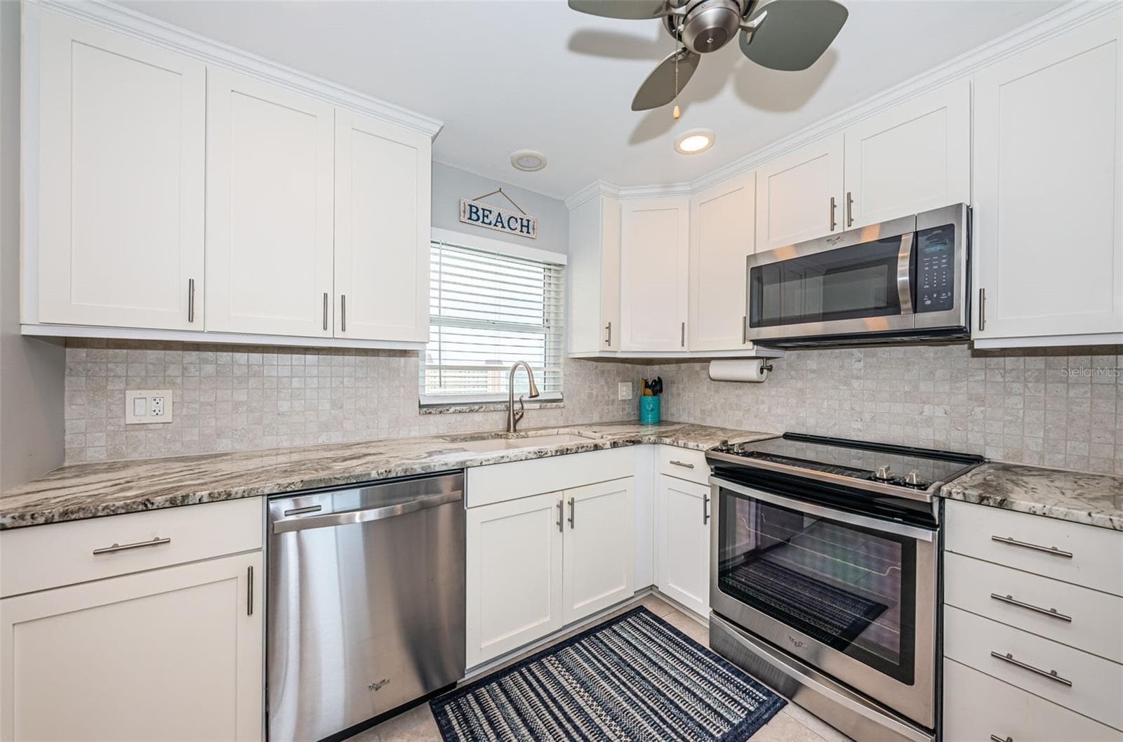 Condominium at 4775 COVE CIR #904, ST PETERSBURG, photo 9 of 56