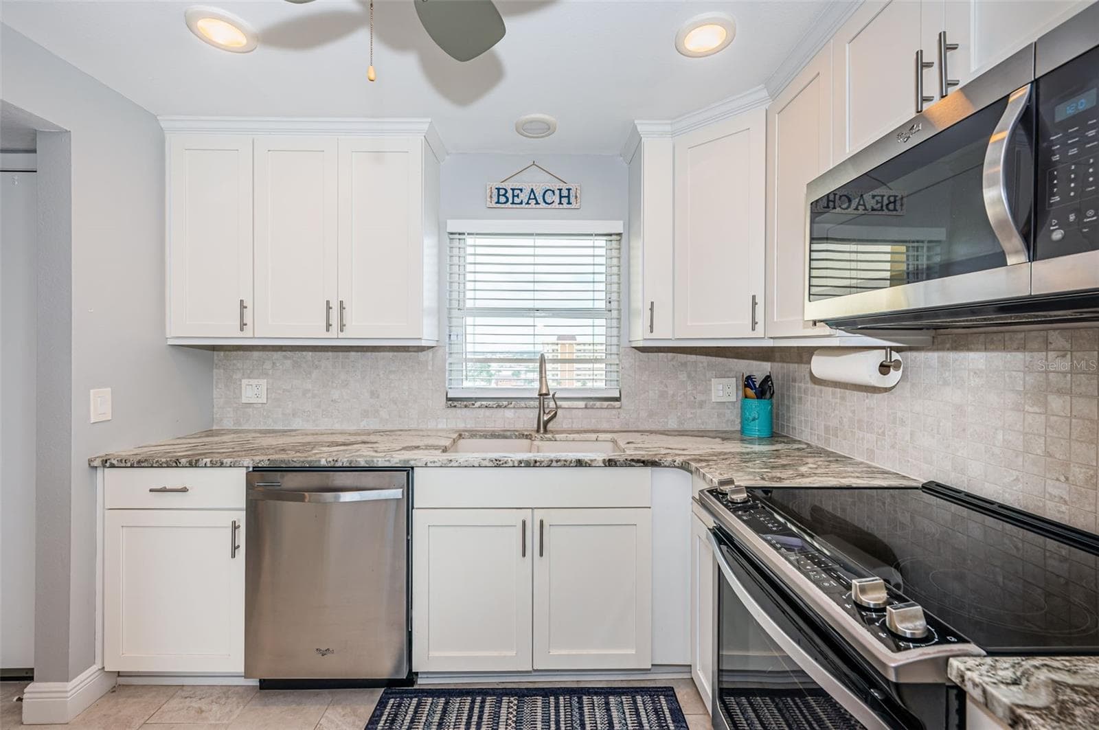 Condominium at 4775 COVE CIR #904, ST PETERSBURG, photo 10 of 56