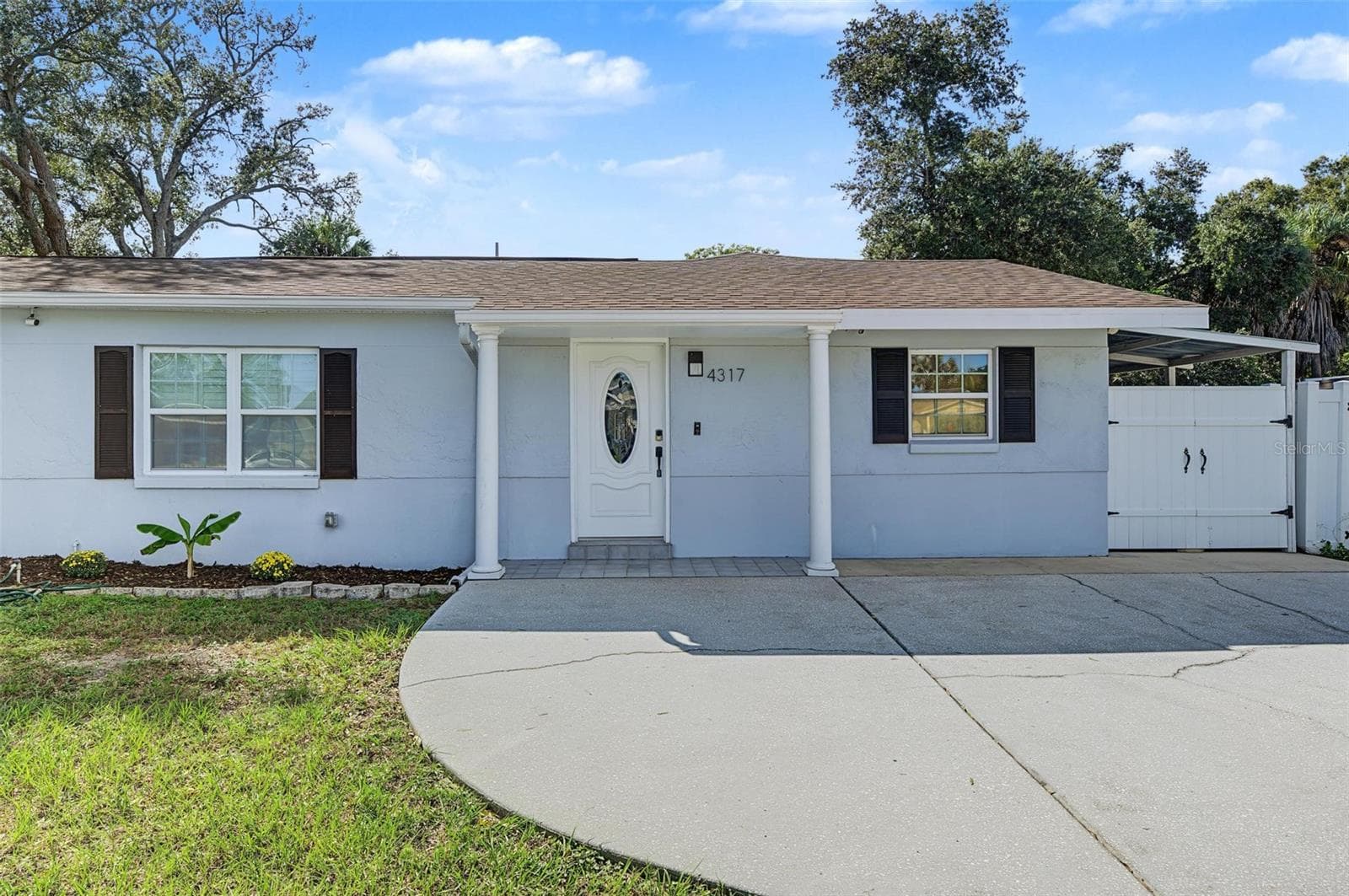 Single Family Residence at 4317 S HALE AVE, TAMPA, photo 2 of 37