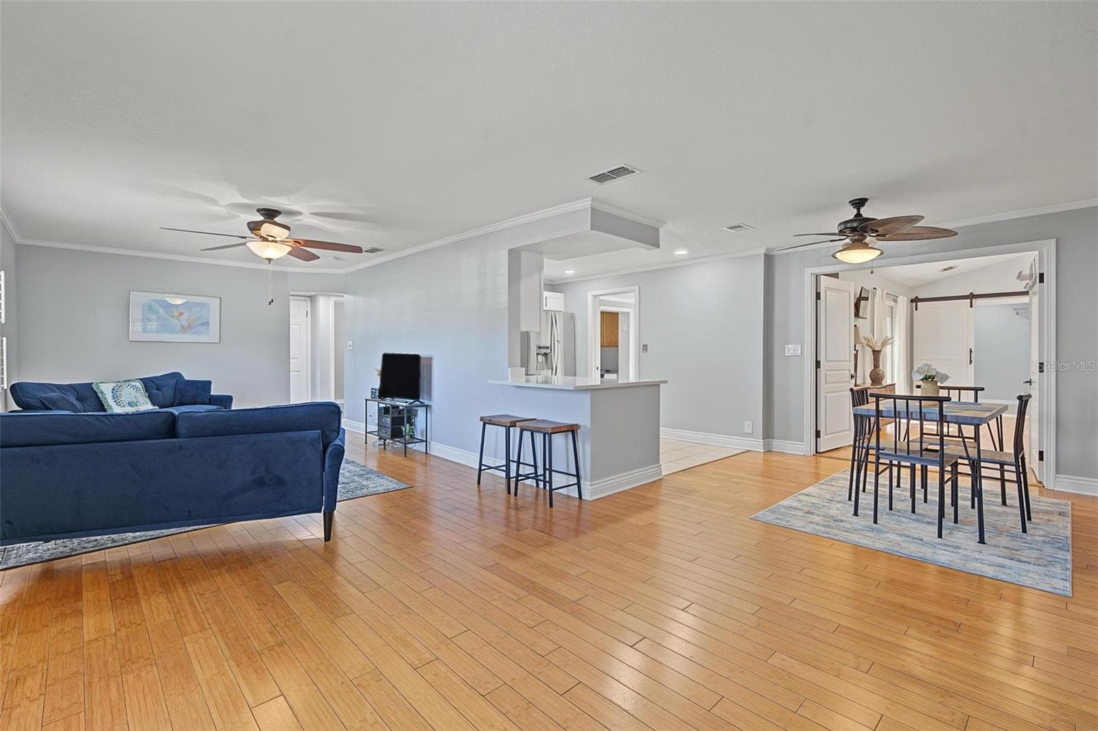 Single Family Residence at 4317 S HALE AVE, TAMPA, photo 12 of 37