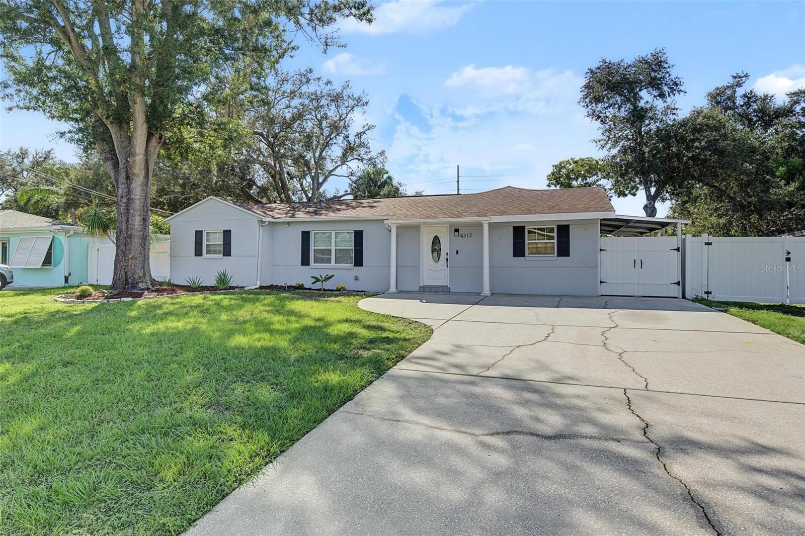 Single Family Residence at 4317 S HALE AVE, TAMPA, photo 36 of 37