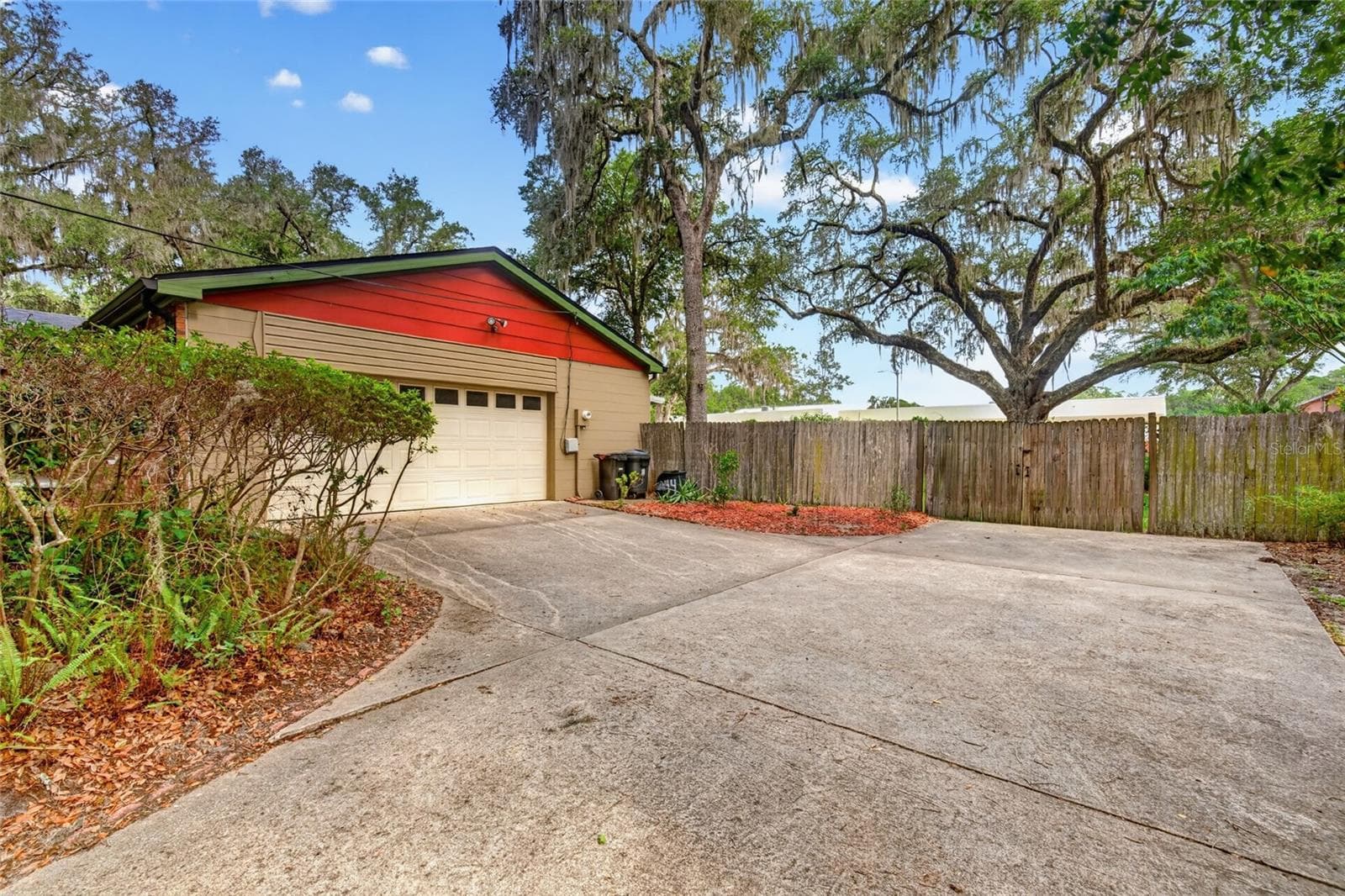 Single Family Residence at 1944 SW 48TH AVE, GAINESVILLE, photo 42 of 55