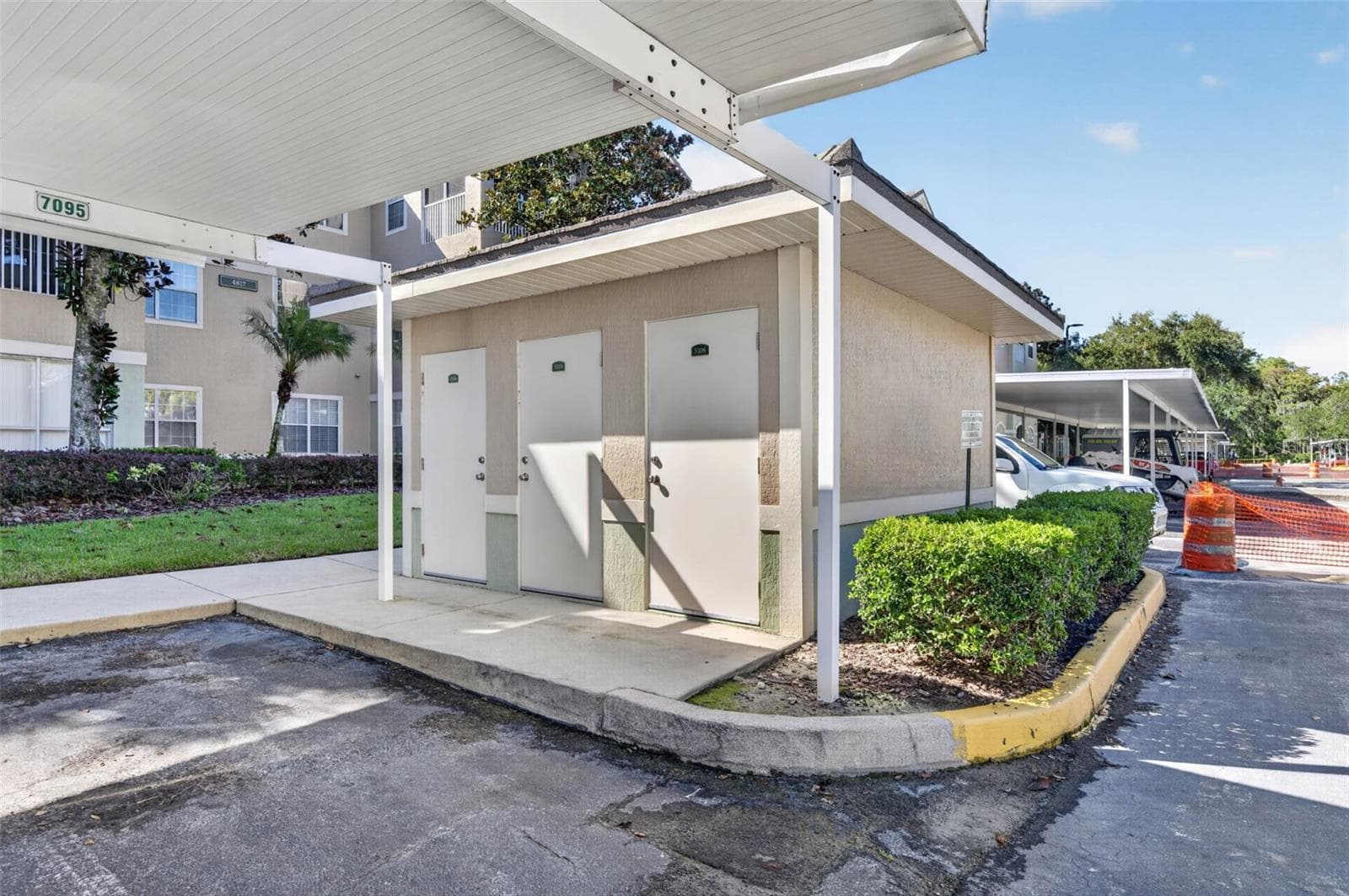 Outside storage closets - 4849 CYPRESS WOODS DR #1302, ORLANDO