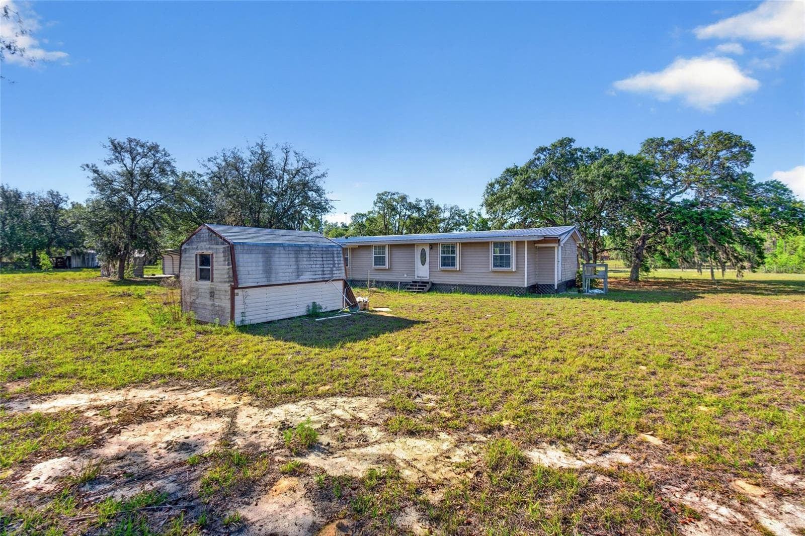 Manufactured Home at 11751 NE 116TH ST, ARCHER, photo 24 of 53