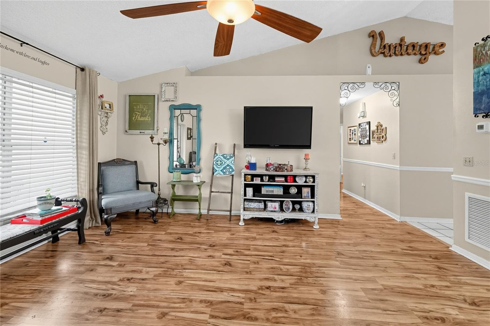 Single Family Residence at 735 OAK LN, GROVELAND, photo 5 of 29