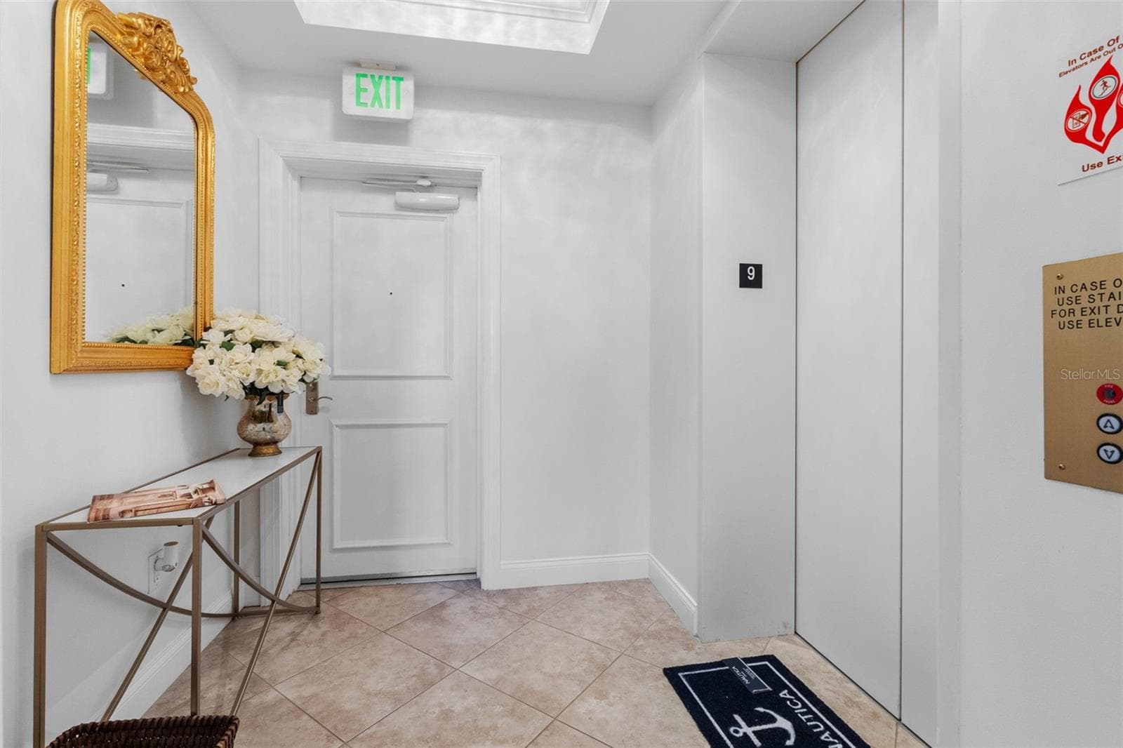 Condominium at 5823 BOWEN DANIEL DR #902, TAMPA, photo 2 of 84