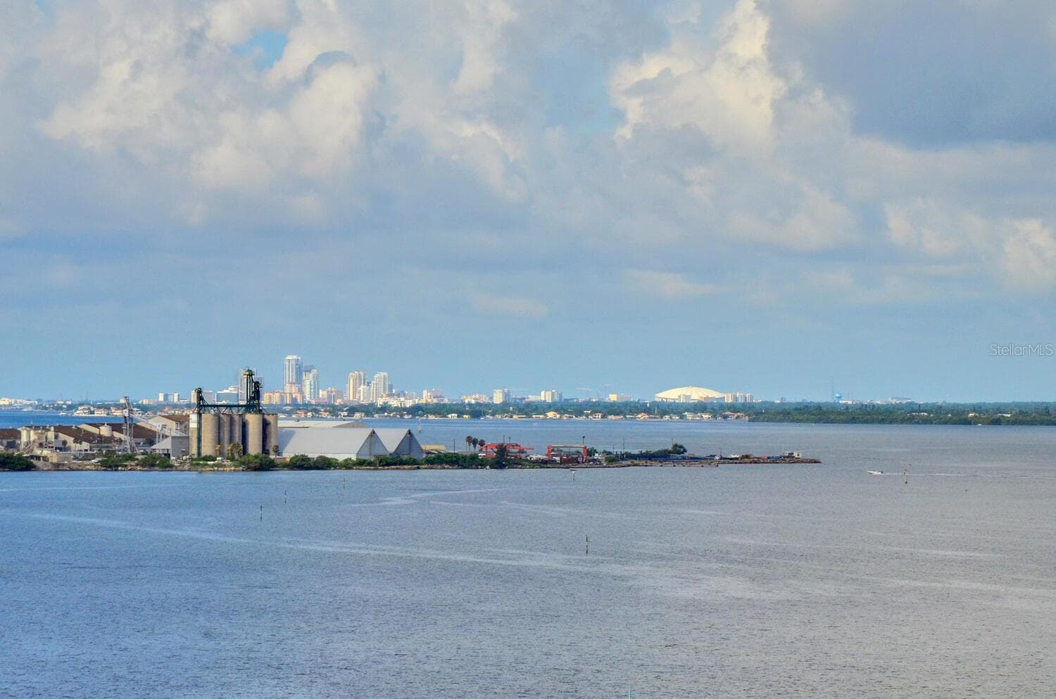 Condominium at 5823 BOWEN DANIEL DR #902, TAMPA, photo 9 of 84