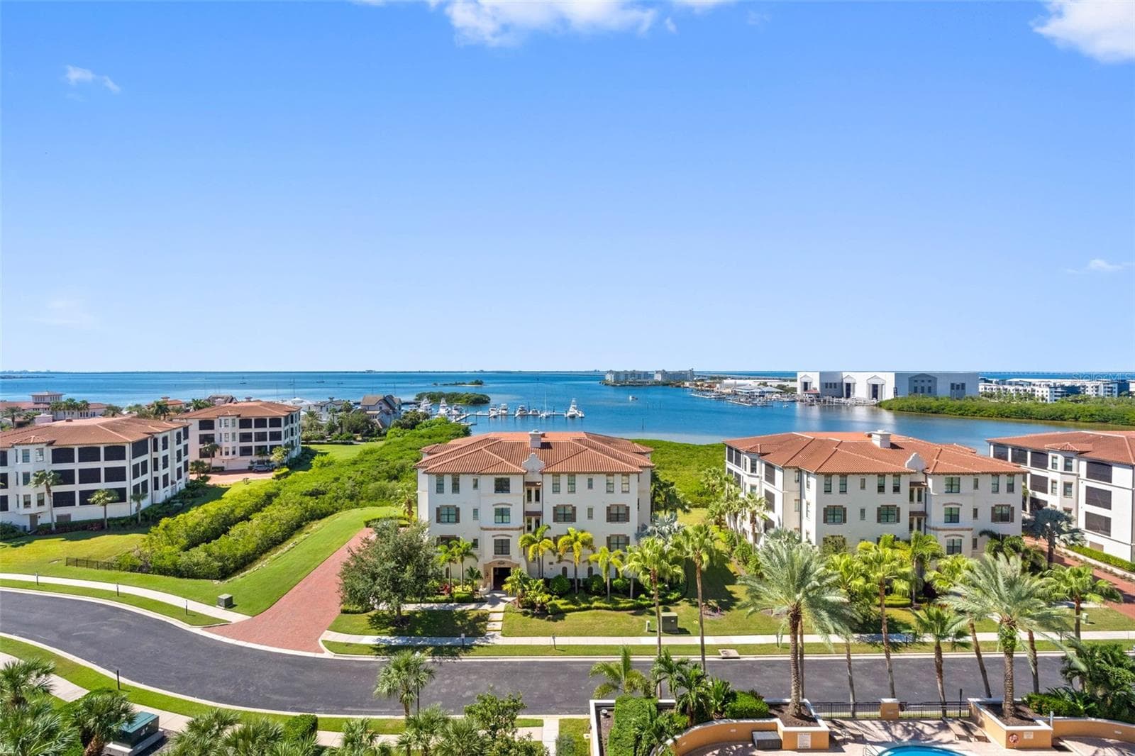Condominium at 5823 BOWEN DANIEL DR #902, TAMPA, photo 10 of 84