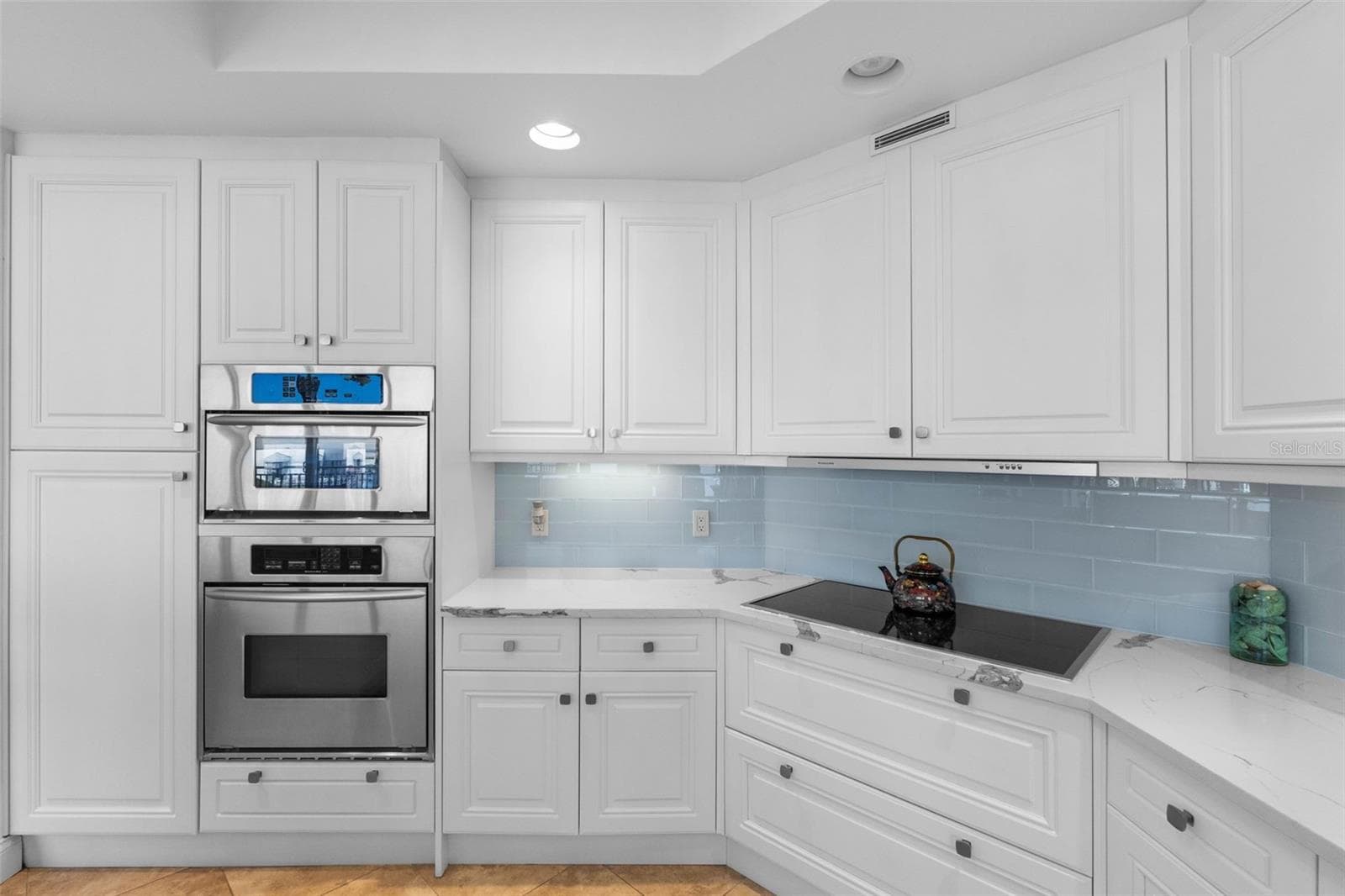 Condominium at 5823 BOWEN DANIEL DR #902, TAMPA, photo 19 of 84