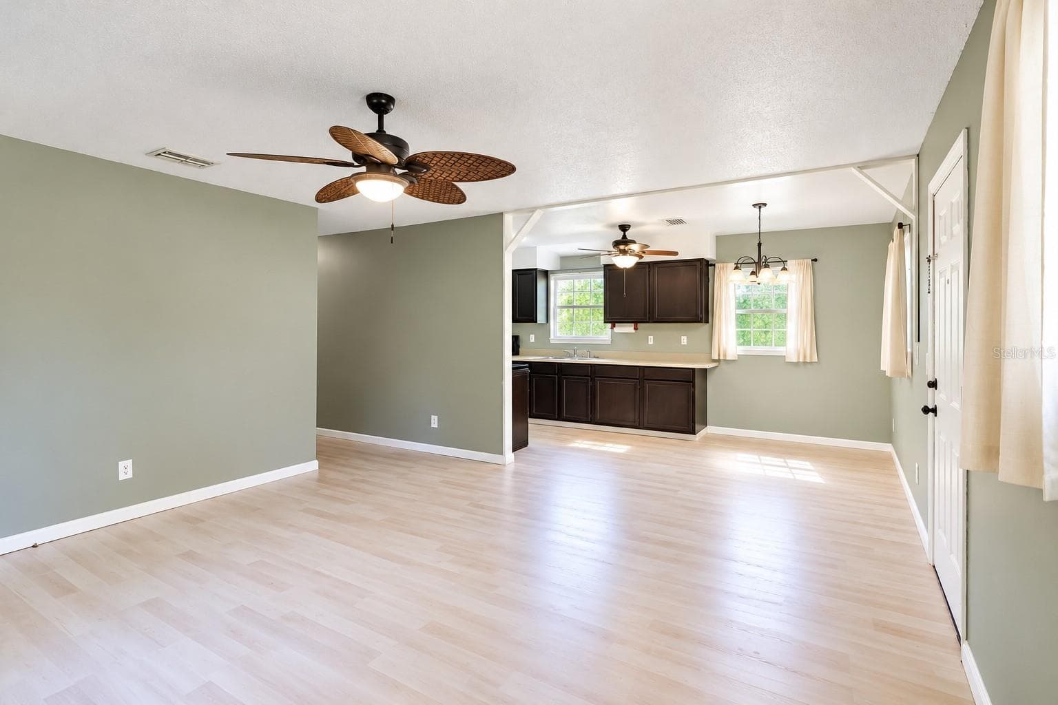 Single Family Residence at 3780 GREAT MASTERPIECE RD, LAKE WALES, photo 12 of 28