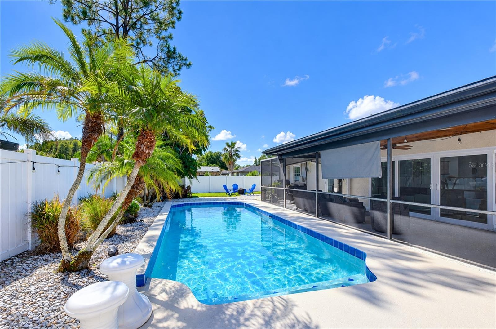 Single Family Residence at 16201 PARKSIDE DR, TAMPA, photo 27 of 32
