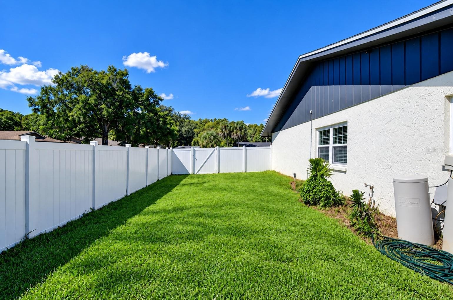 Single Family Residence at 16201 PARKSIDE DR, TAMPA, photo 32 of 32